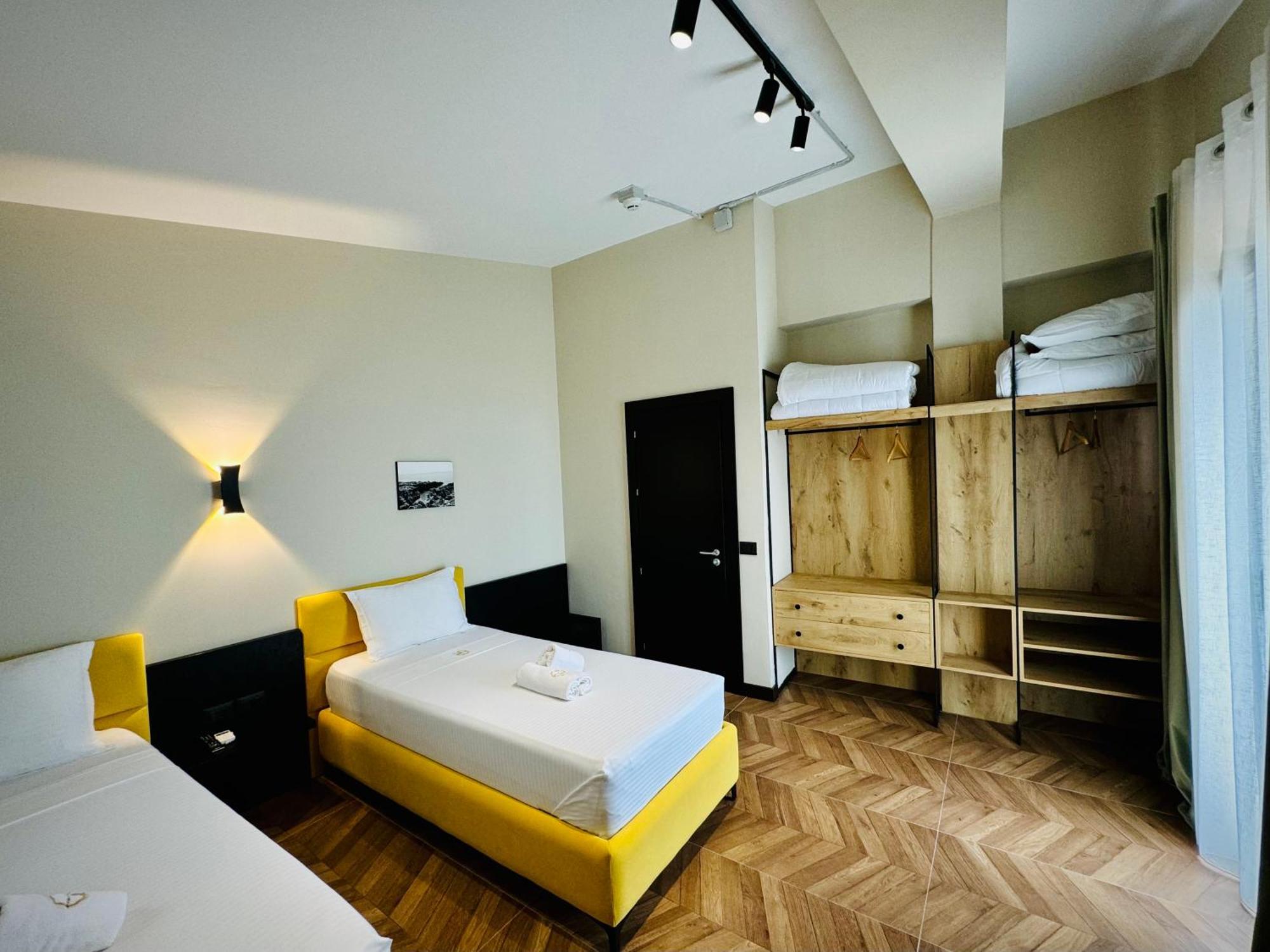 Gogo'S Boutique Hotel Dhërmi Екстериор снимка